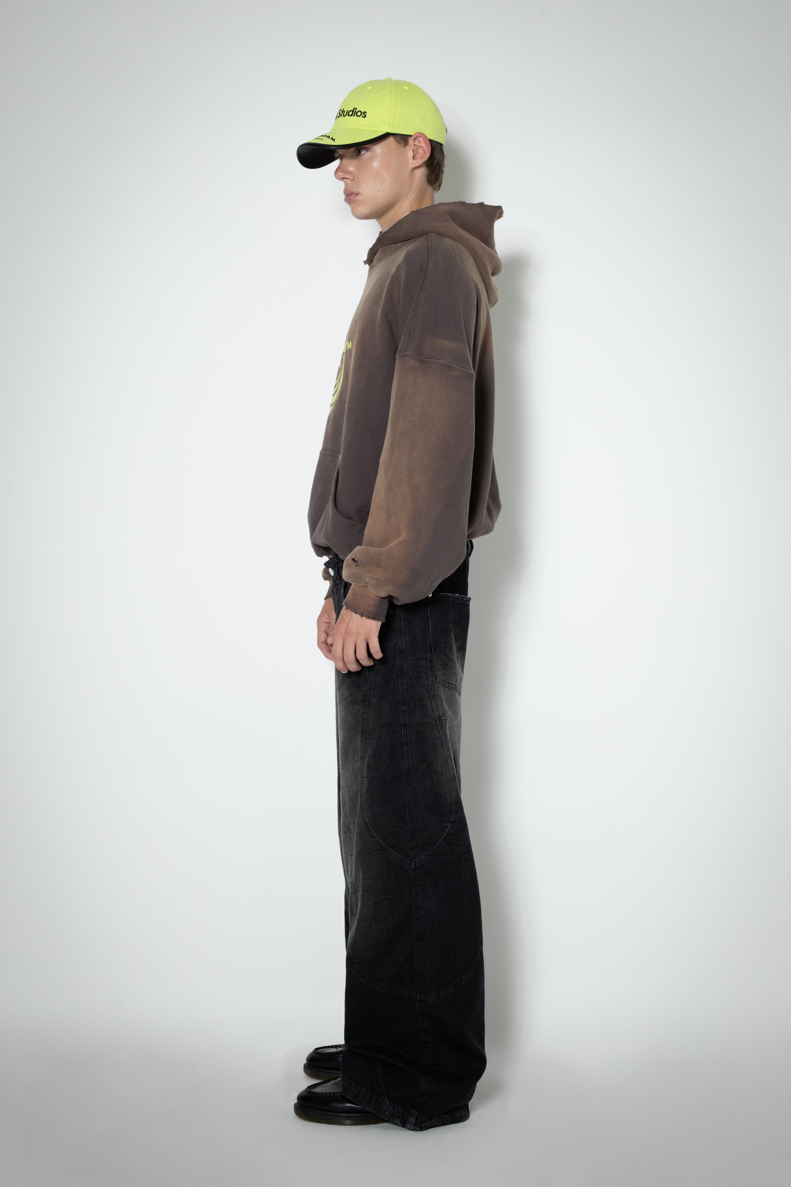 AUTUMN HOODIE OVERSIZED