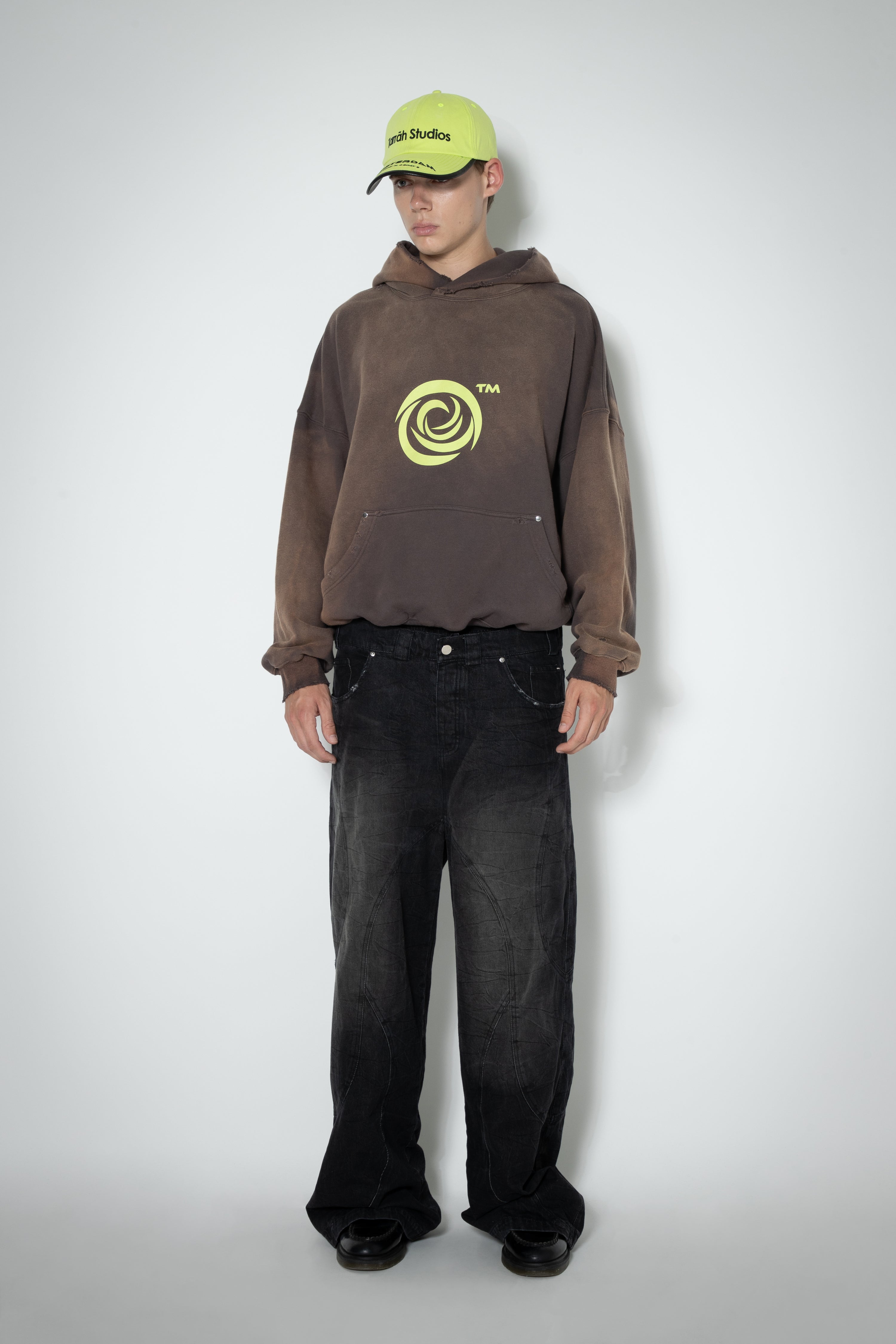 AUTUMN HOODIE OVERSIZED