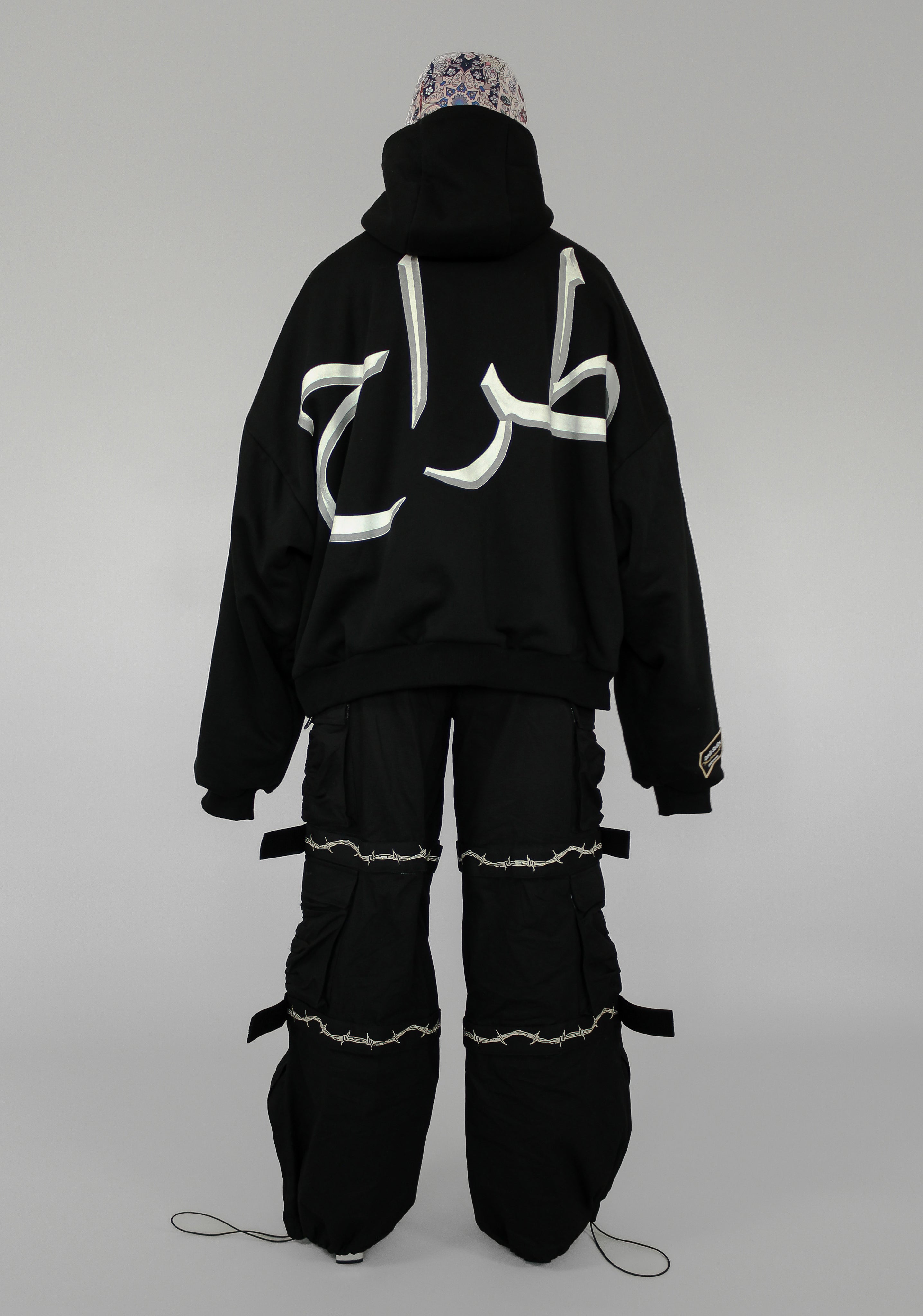 UNDERCOVER REFLECTIVE OVERSIZED HOODIE – Tarrāh Studios