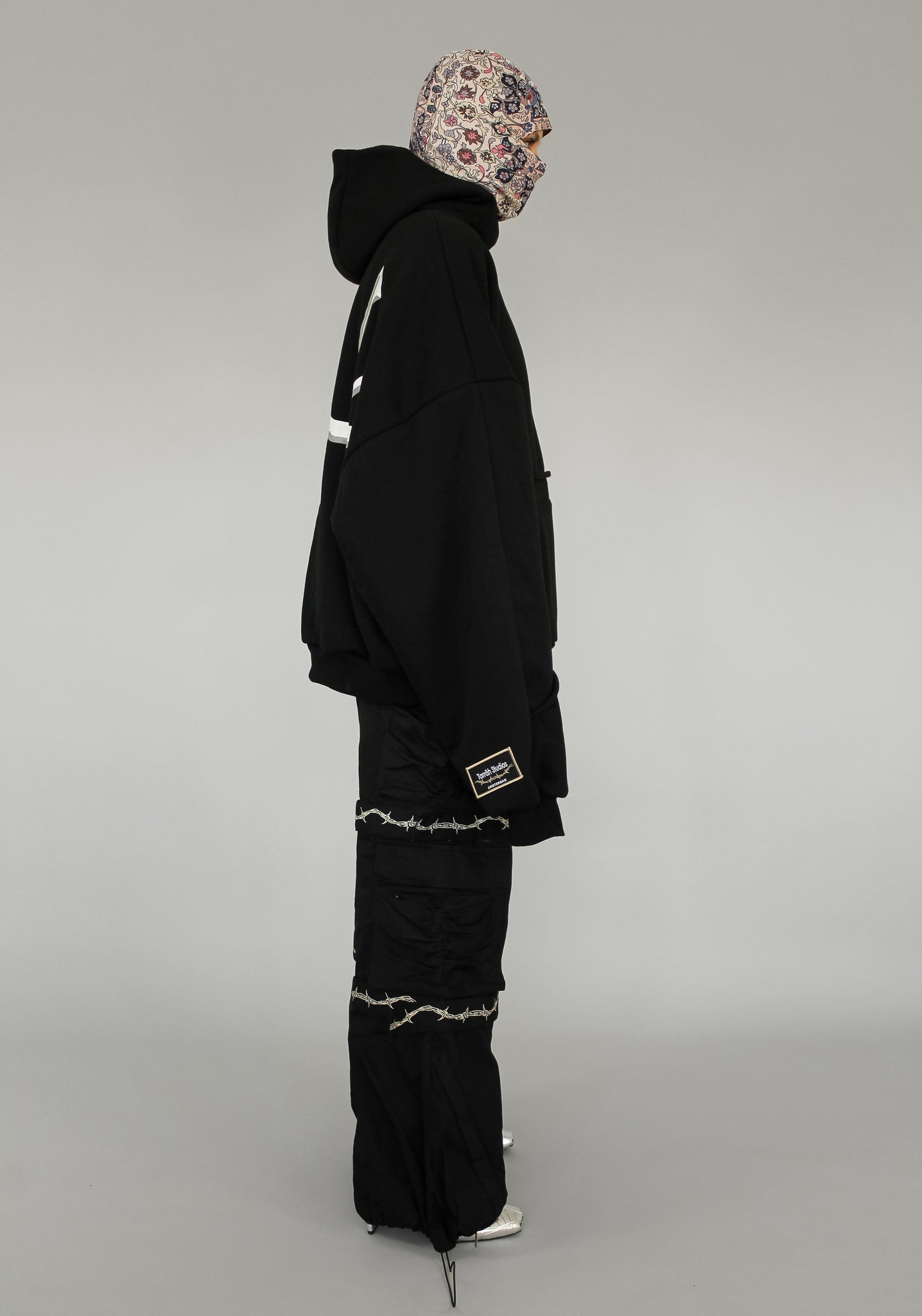 UNDERCOVER REFLECTIVE OVERSIZED HOODIE – Tarrāh Studios